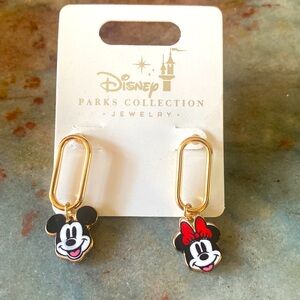 NWT Disney Parks • Mickey and Minnie earrings
